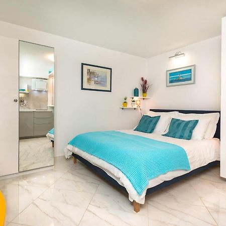 Blue Star Apartment Premantura Exterior foto